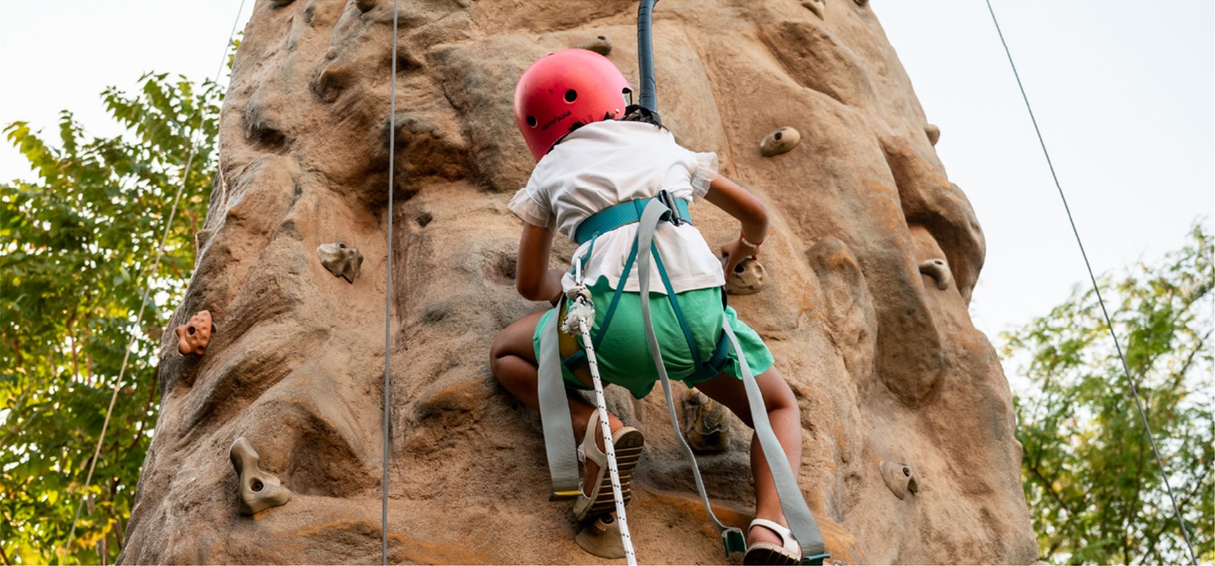 CLIMBING TOWER