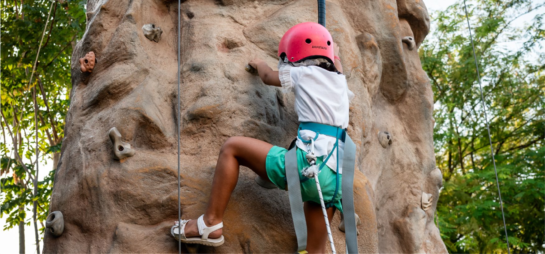 CLIMBING TOWER